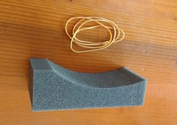 Shaped violin foam (shoulder rest)