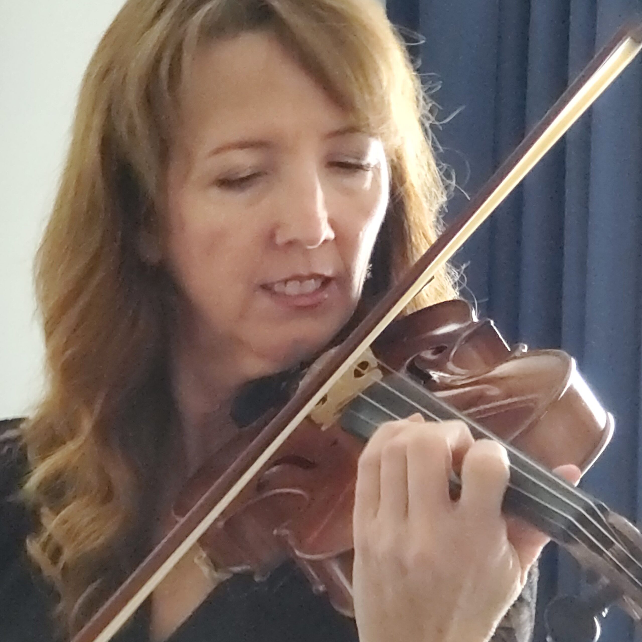 Lynne-Marie profile photo square